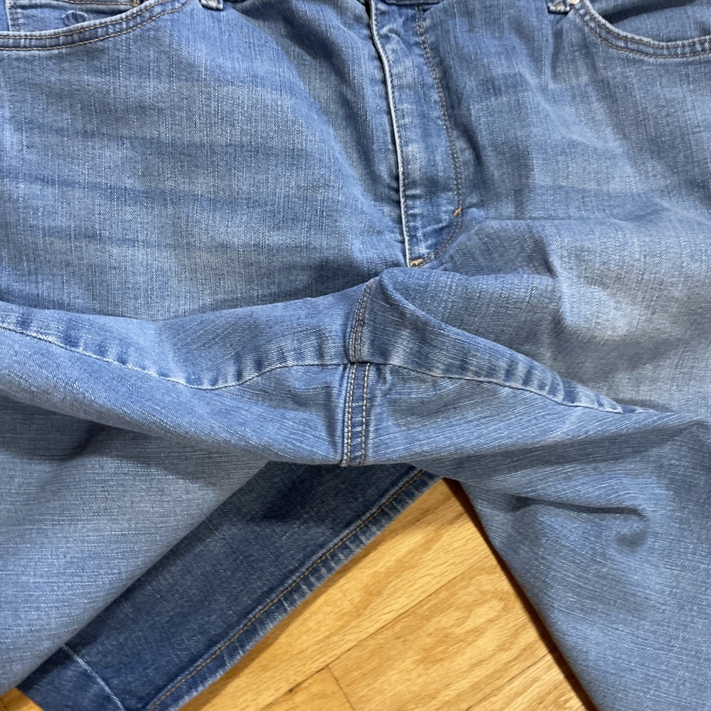 2 pair Gloria Vanderbilt Amanda Bermuda Denim Jean Shorts size 18 - Picture 9 of 14
